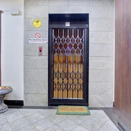 Super Collection O Alekhya Residency Hotel Hyderabad Exterior foto