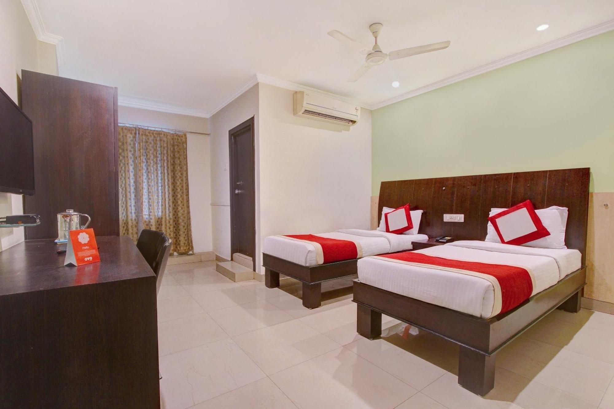 Super Collection O Alekhya Residency Hotel Hyderabad Exterior foto