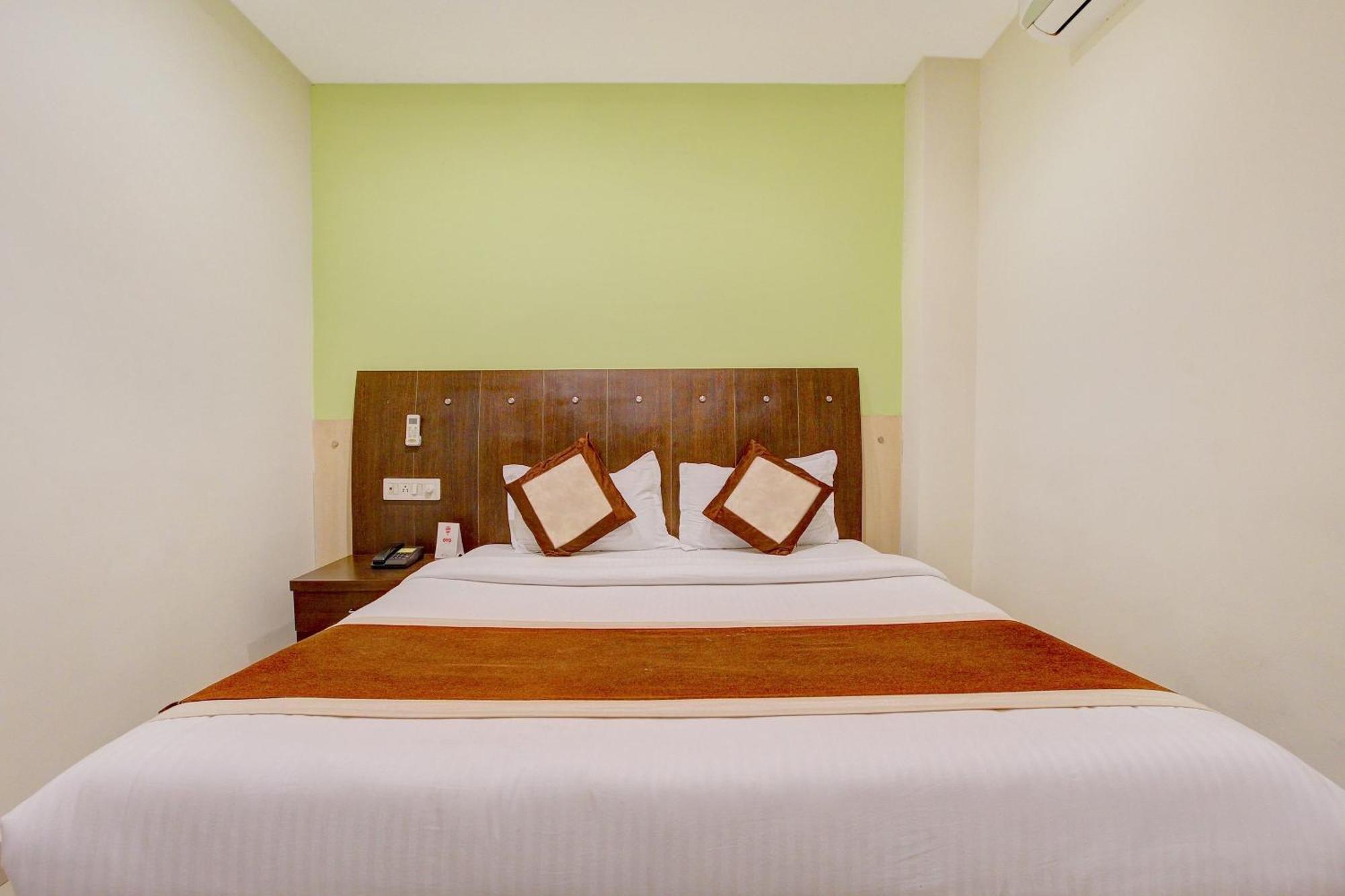 Super Collection O Alekhya Residency Hotel Hyderabad Exterior foto